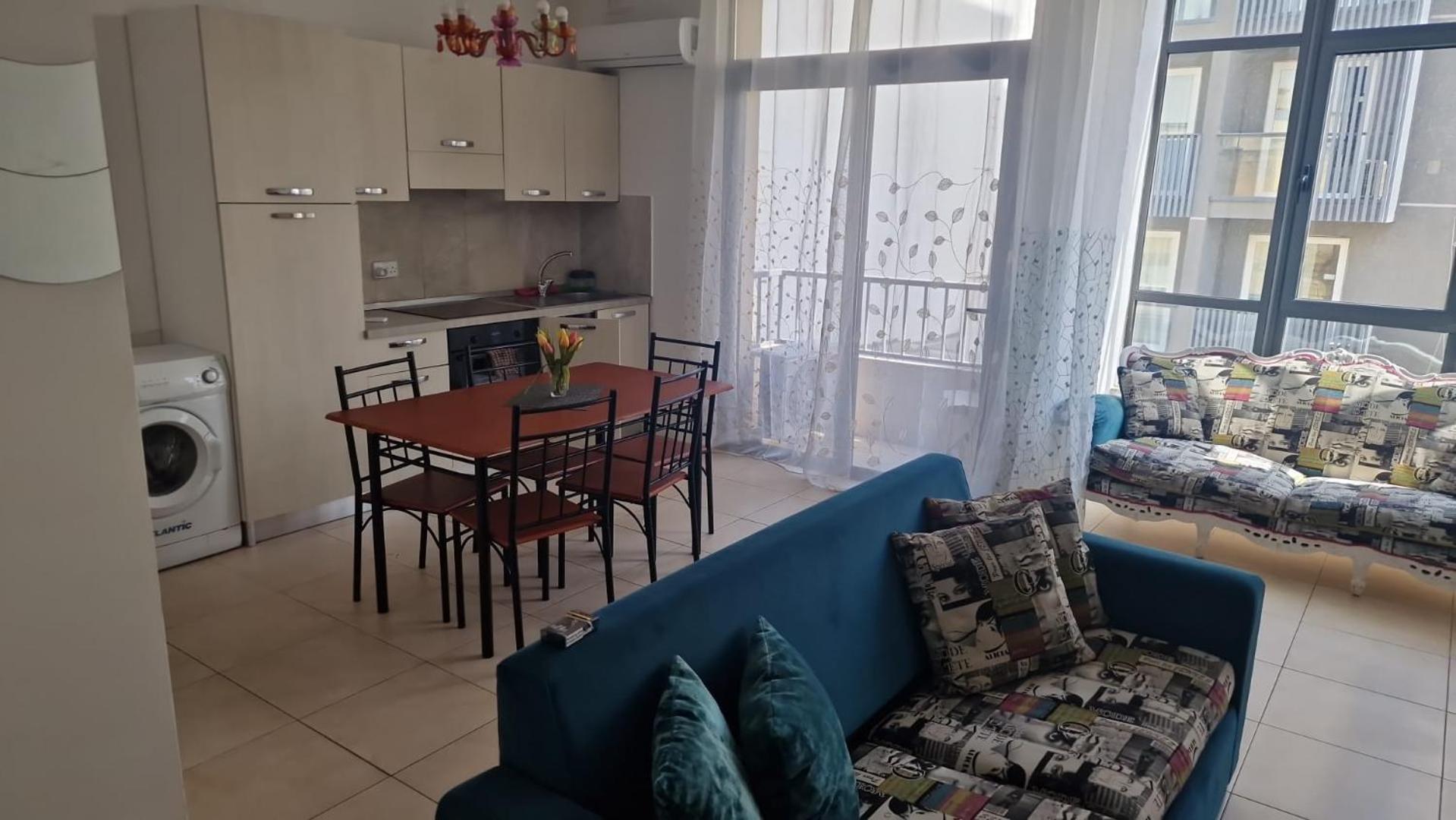 St Julian's Paceville * San Ġiljan