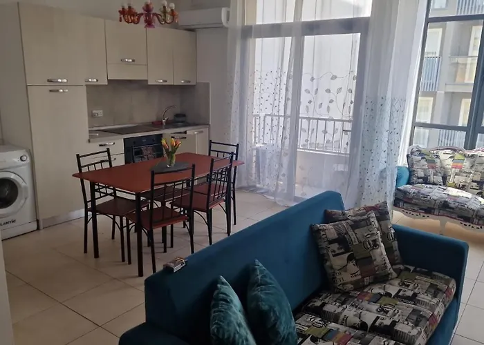St Julian\'S Central Paceville Apartments